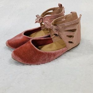 Children’s Place velvet/smooth suede dress shoes